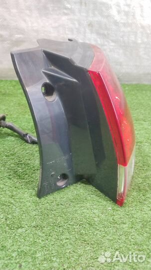 Фонарь задний наружный правый Citroen C-Crosser 2