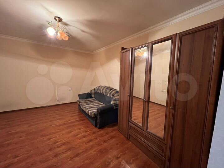 1-к. квартира, 40 м², 6/6 эт.
