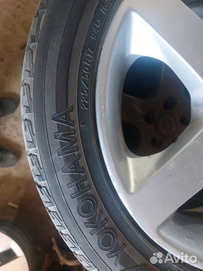 Yokohama Ice Guard 5 IG50 A 225/50 R17