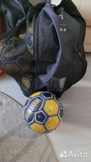 Футбольный инвентарь