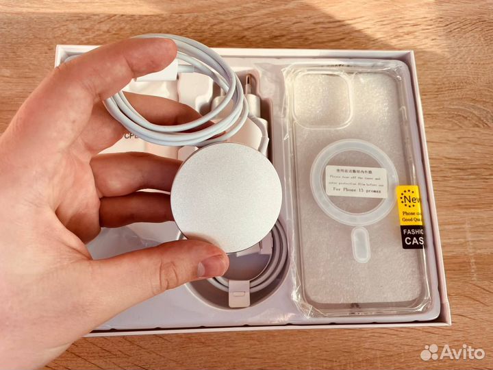 Набор iPhone 5 в 1 airpods magsafe, power bank