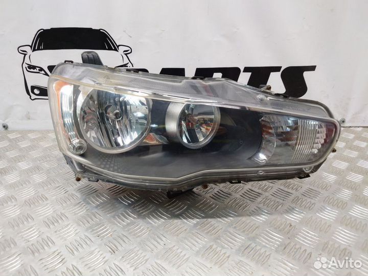 Фара правая Mitsubishi Lancer X (2007—2010)