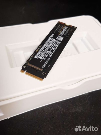 Твердотельный накопитель M.2 Samsung SSD 980
