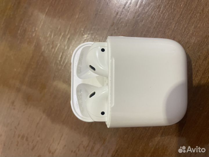 Airpods with Charging Case