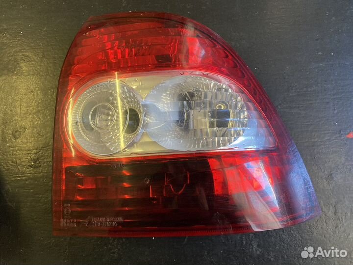 Фонарь задний