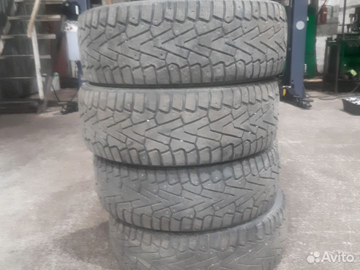 Pirelli Ice Zero 225/60 R17