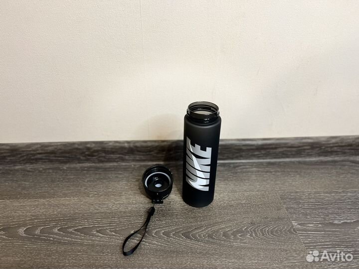 Бутылка для воды