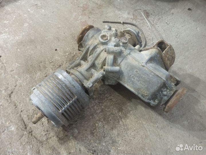 Редуктор задний Passat B3 Syncro