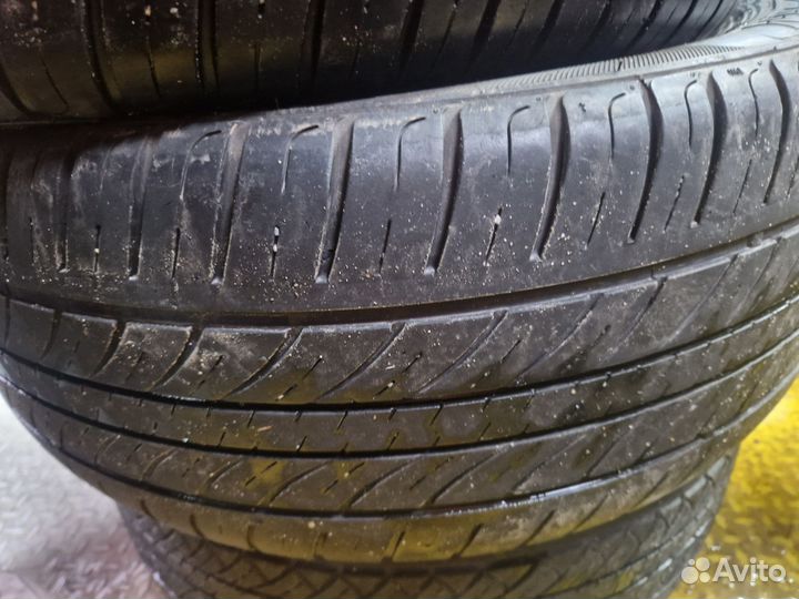 Duraturn Mozzo Touring 225/50 R17 94V