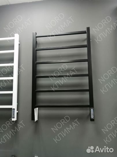 Полотенцесушители электрические Royal Thermo Axel