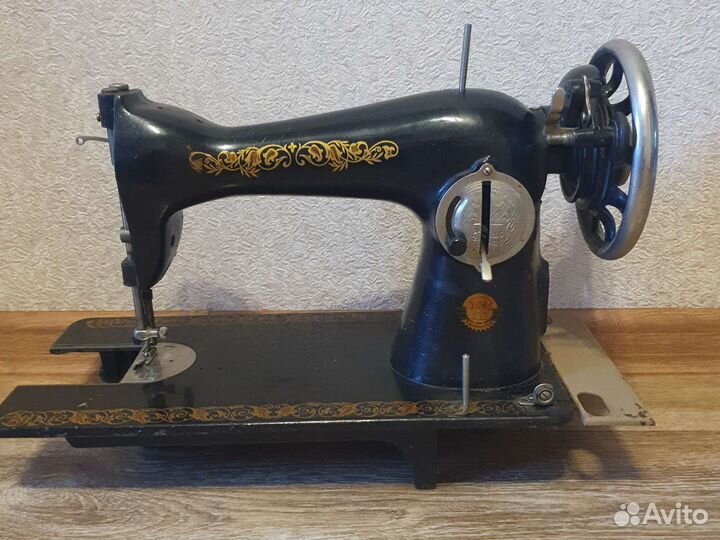 Швейная машина Подольск ручная бу