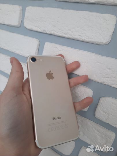 iPhone 7, 128 ГБ