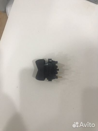 Выключатель оборгева заднего стекла