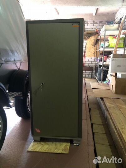 Сейф офисный Valberg ASM-120Т, б/у