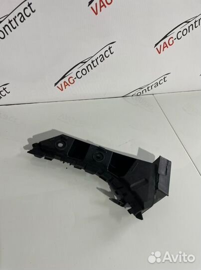 Кронштейн бампера задний левый Volkswagen Golf MK6