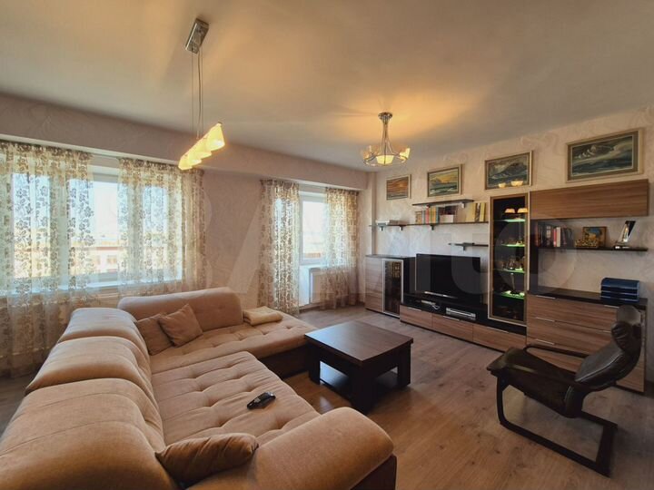 4-к. квартира, 110 м², 6/7 эт.