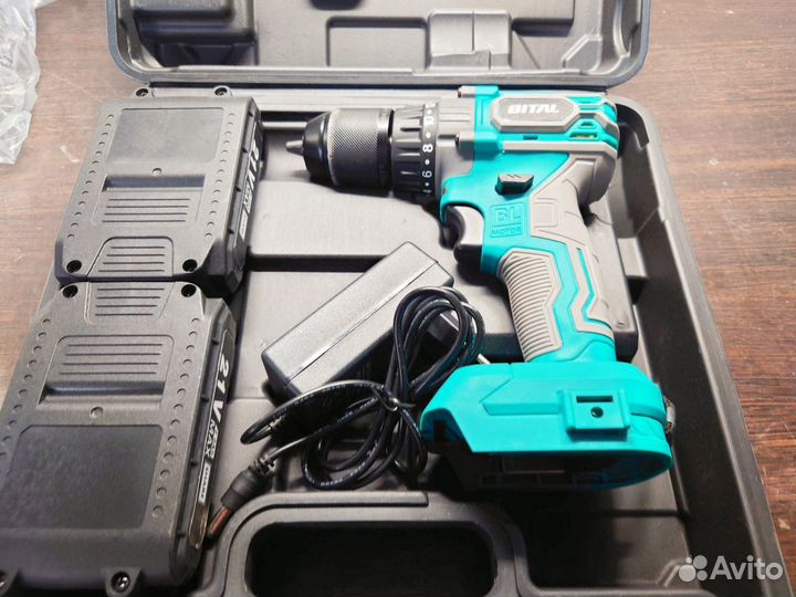 Шуруповёрт безщёточный bital