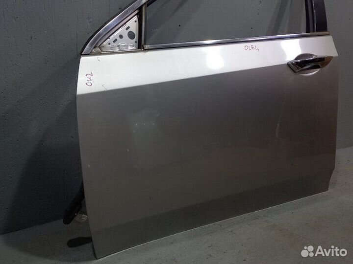Дверь передняя левая Honda Accord 8
