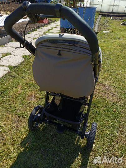 Прогулочная коляска peg perego