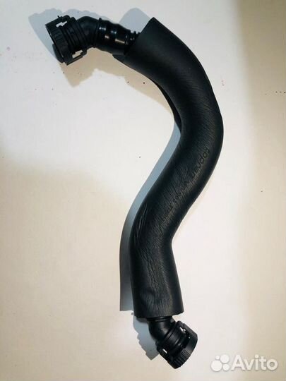 Патрубок вентиляции картерных газов VW