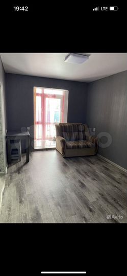 2-к. квартира, 45 м², 1/10 эт.