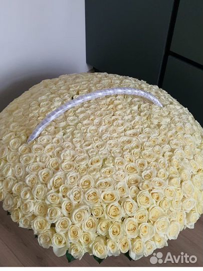 Розы в корзине 101 201 501