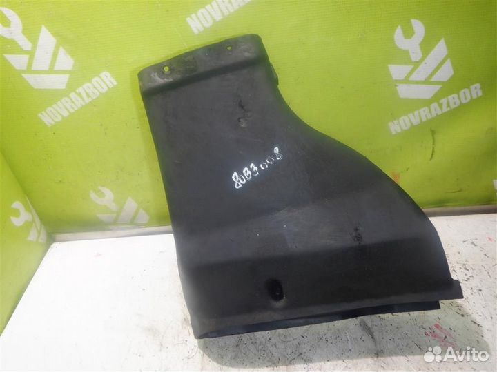 Патрубок воздушного фильтра Ауди 80 90 Б3