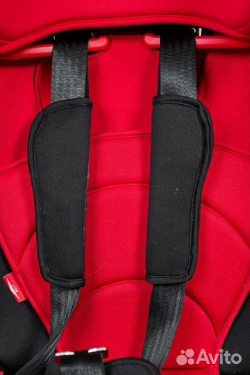 Детское Автокресло Сhicco artsana universal 9-36кг