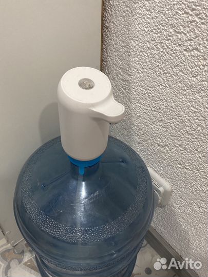 Бутыль с помпой