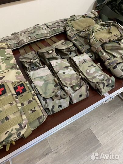 Подсумки в мультикаме (ак,гранаты,аптечки)