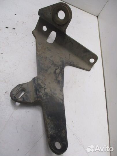 Кронштейн 9705252239 MB Atego Mercedes-Benz A97052