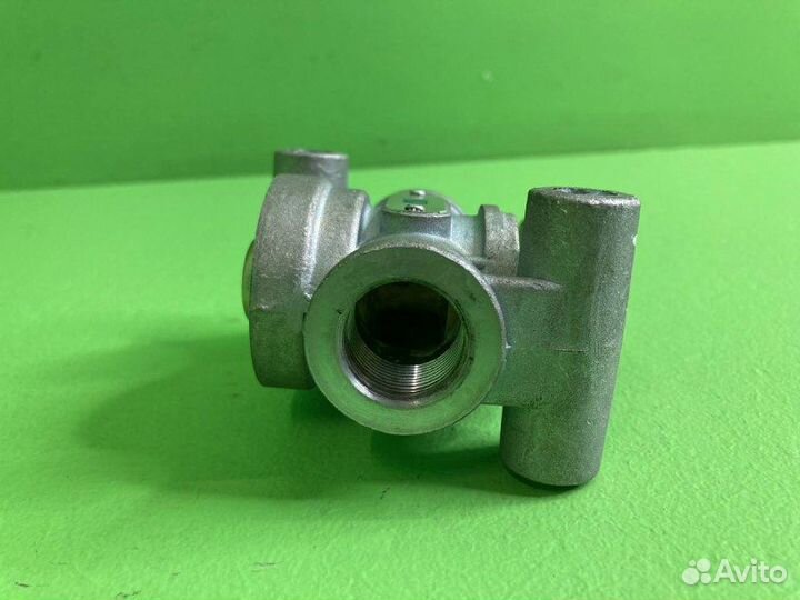 Кран запорный mercedes-benz actros MP II