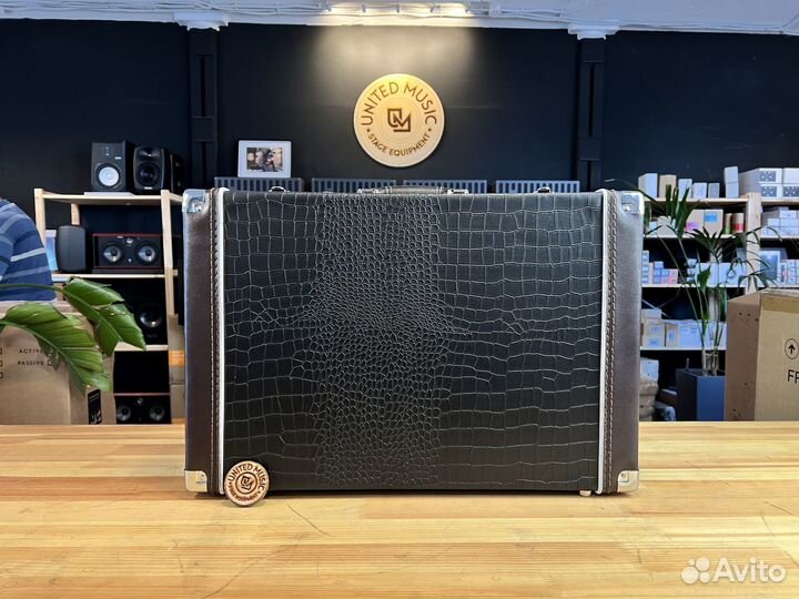 Avantone Pro CV-12-BLA Tube Condenser Mi в Наличии