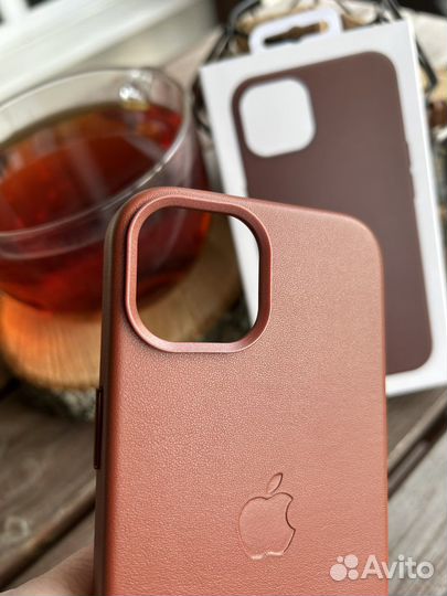 Кожаный чехол iPhone 14 Коричневый