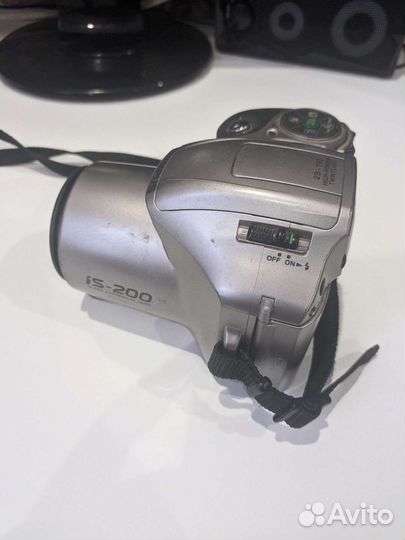 Пленочный фотоаппарат olympus is-200