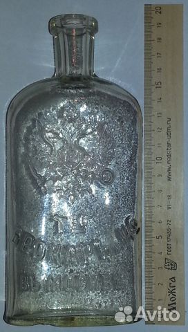 Бутылка (пузырек) Т-во Брокаръ и Ко въ Москвъ