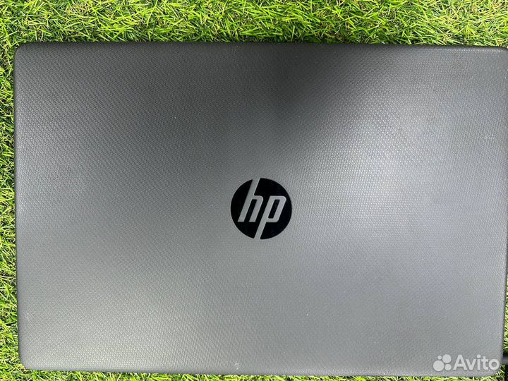 15.6' FHD Ноутбук HP Laptop