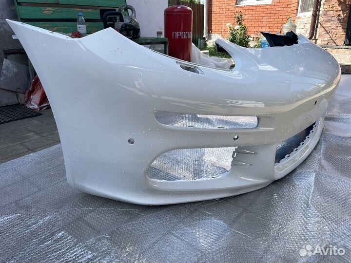 Бампер передний porsche panamera 4