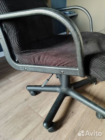 Компьютерное кресло