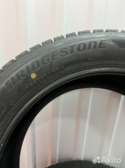 Bridgestone Blizzak DM-V2 235/55 R20 102T
