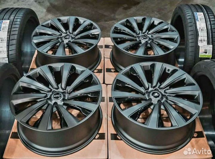 Кованые диски R23 на Range Rover L460