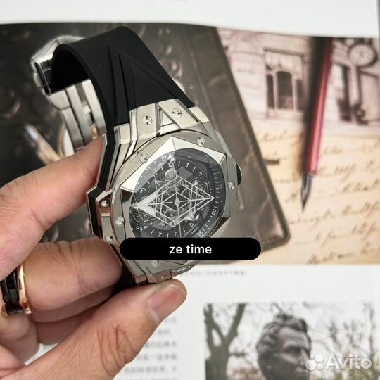 Мужские часы Hublot Big Bang Sang Bleu II 45mm