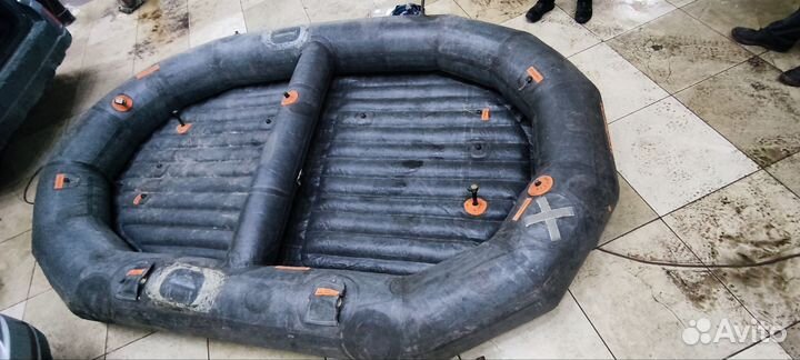 Продам спасательный плот, торг