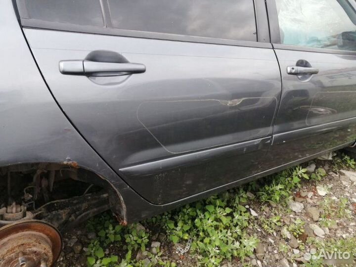 Дверь Mitsubishi Lancer 9