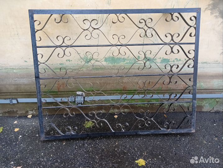 Решётка металлическая на окно