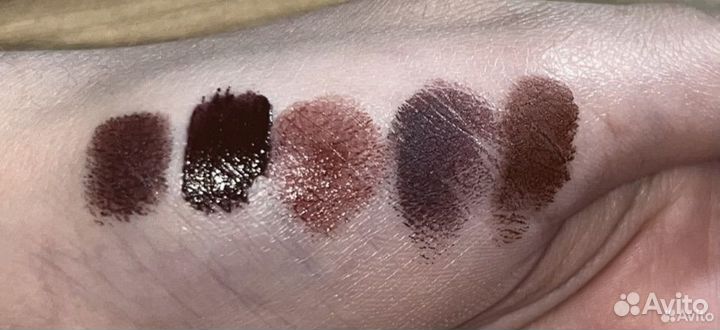 Помады для губ