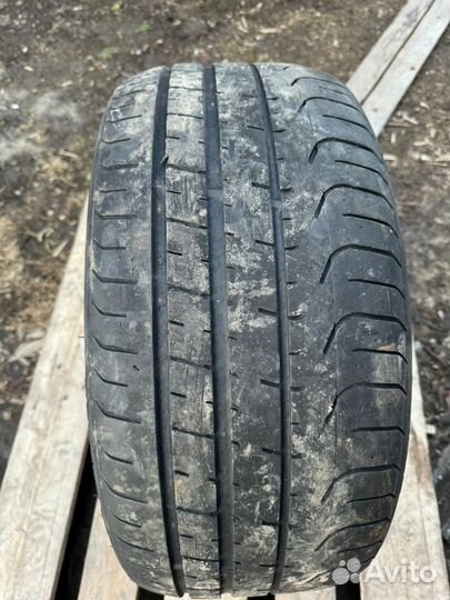 Pirelli P Zero 235/35 R19