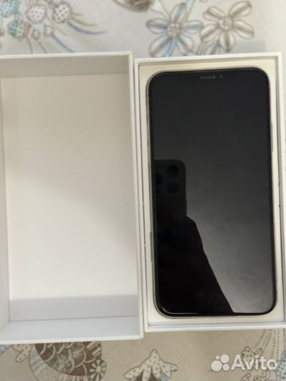 iPhone X, 64 ГБ