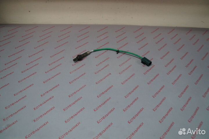 Nissan 22690-2A010 Датчик кислородный