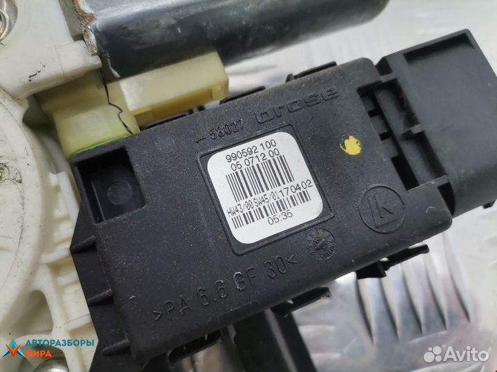 Стеклоподъемник передний правый Mercedes-Benz